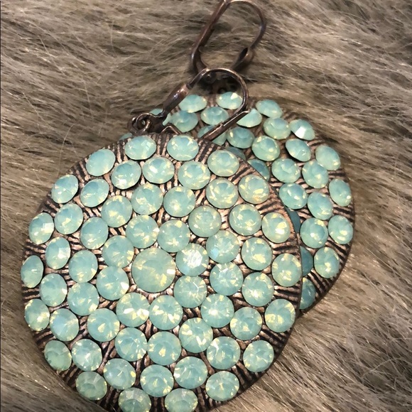 Sparkling Earrings - Picture 2 of 3